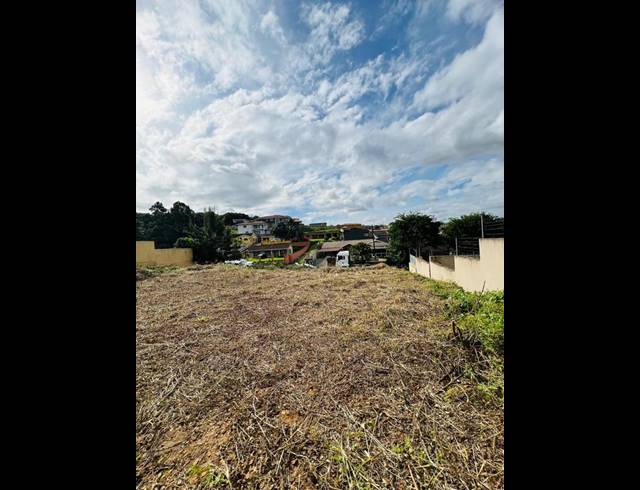 LAND FOR SALE IN CATO MANOR